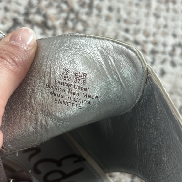 Sam Edelman light grey sandals leather upper with zipper - Picture 6 of 6